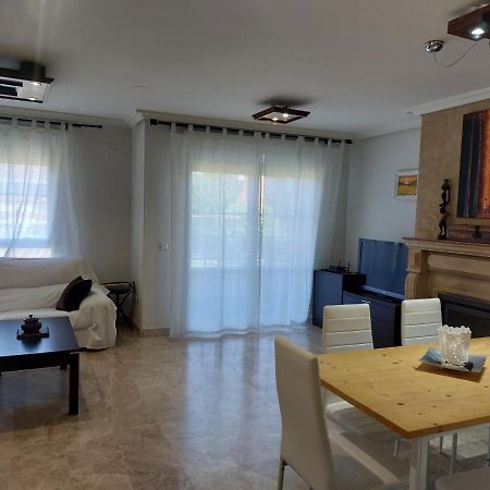 Chalet Urbano En Salamanca Santa Marta de Tormes Extérieur photo