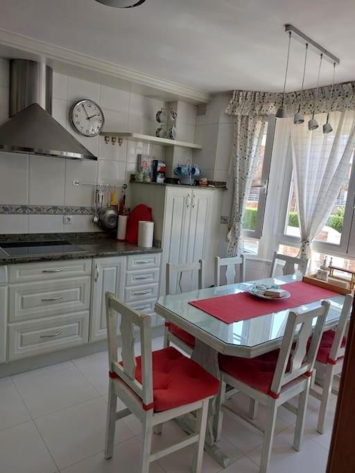 Chalet Urbano En Salamanca Santa Marta de Tormes Extérieur photo